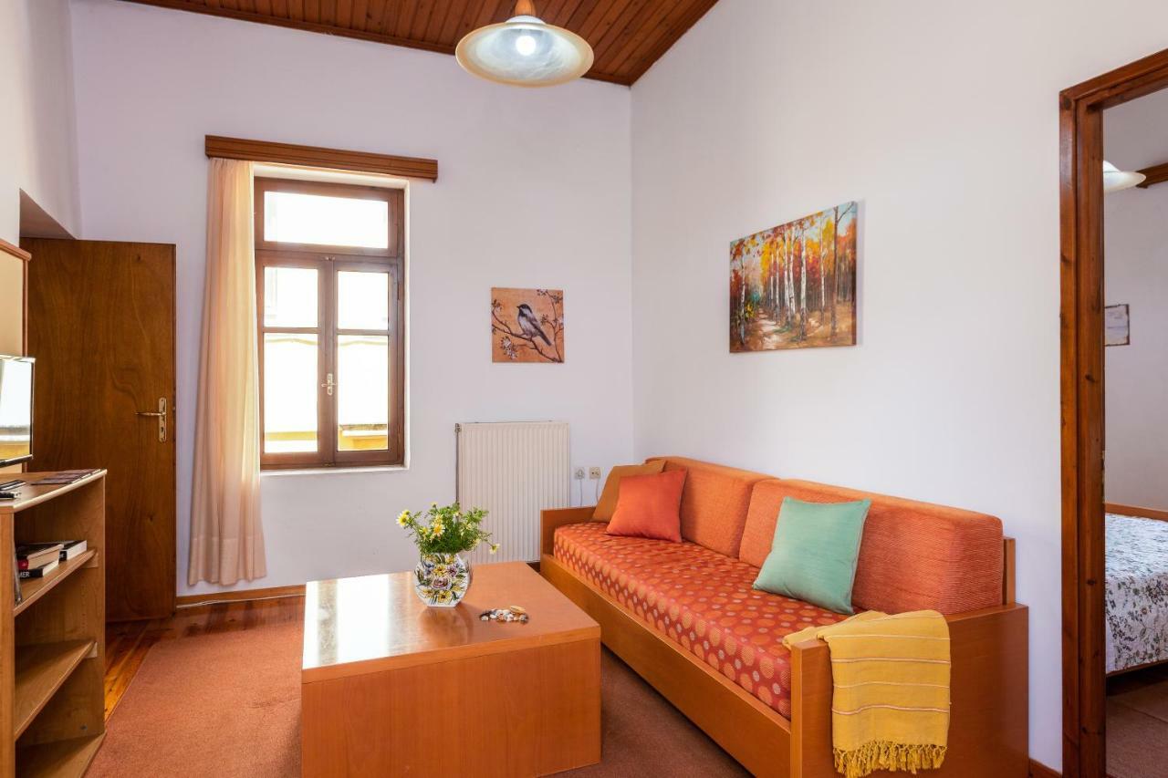 Lilys Apartments Rétino Habitación foto